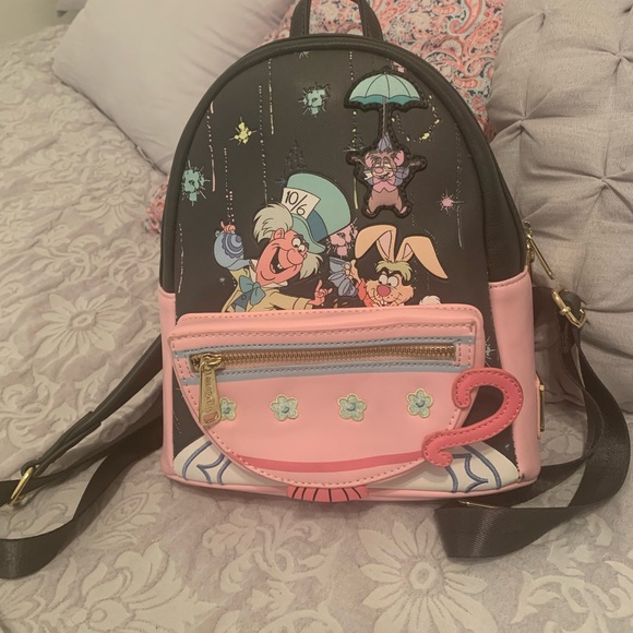 Disney Loungefly Alice in Wonderland Leather Character Backpack - Picture 10 of 11